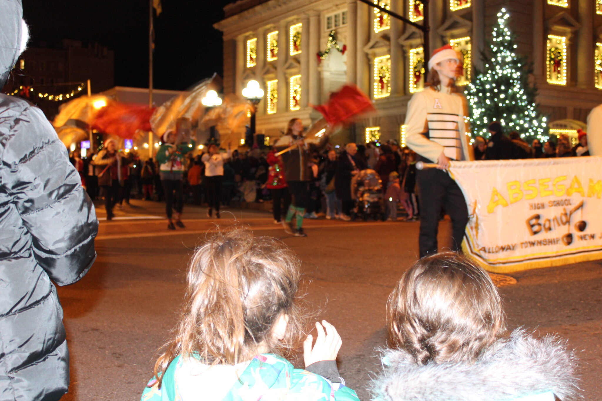 What’s Happening in Ocean City Christmas Parade Returns on Friday