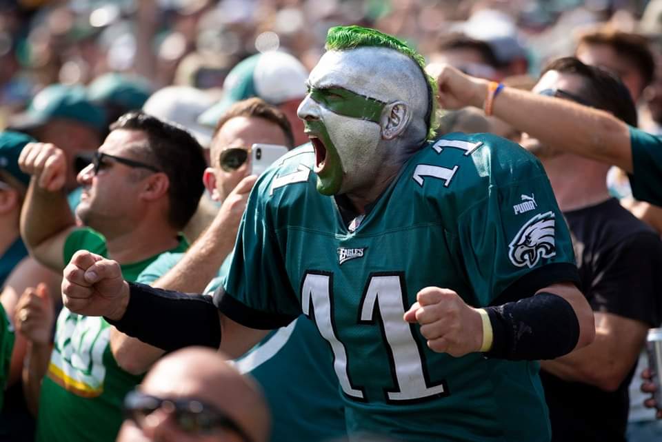 Angry Eagles Fan after loss to Minnesota 