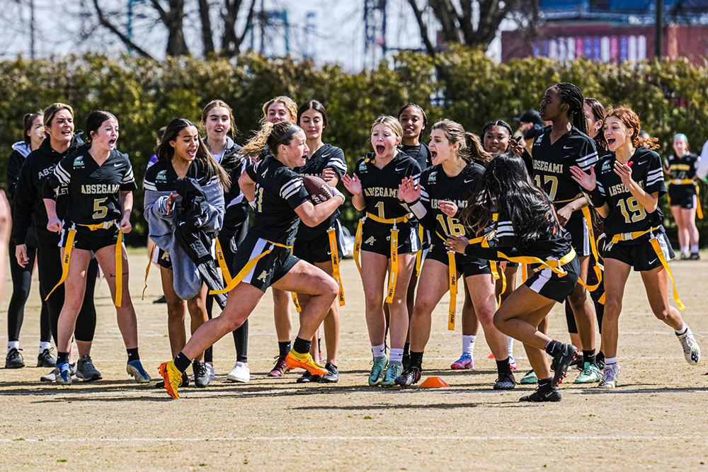 New York Jets X Nike High School Girls Flag Football League opens 2023  season - High School Football America