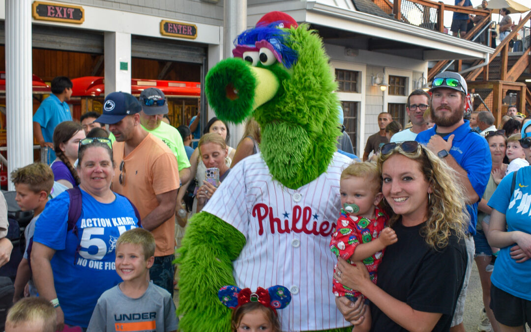 Phillie Phanatic tours the shore