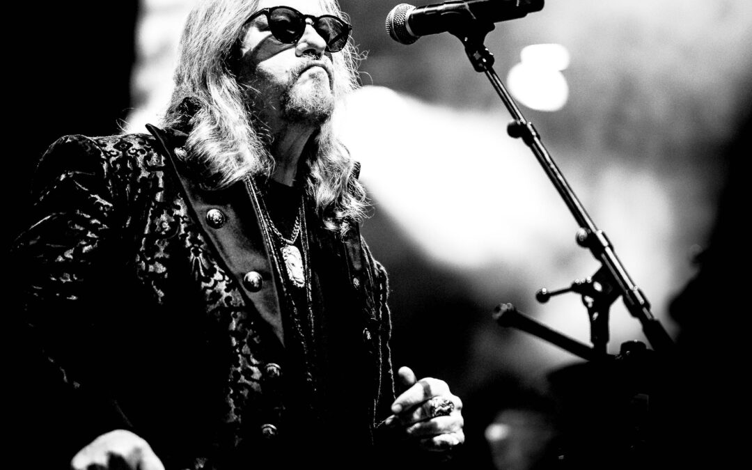 Toto vocalist proves the son also rises