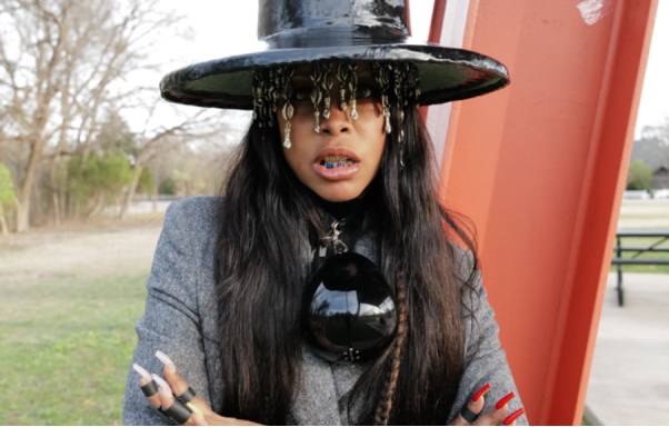 Grammy-Award-Winning Singer Songwriter Erykah Badu Sets Show for Hard Rock