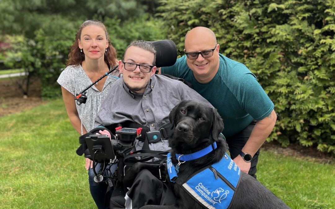 Mays Landing Man receives 2nd Service Dog from Canine Companions