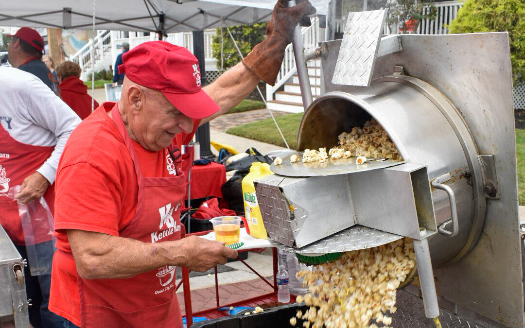 Fall Block Party draws thousands before nor’easter